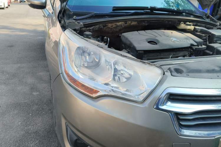 Used Citroen C4L 2013 1.6L Manual Jingzhi Edition Right Front Headlight