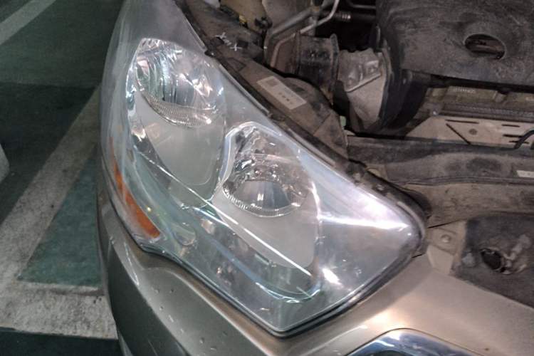 Used Citroen C4L 2013 1.8L Automatic Enjoyment Edition Right Front Headlight
