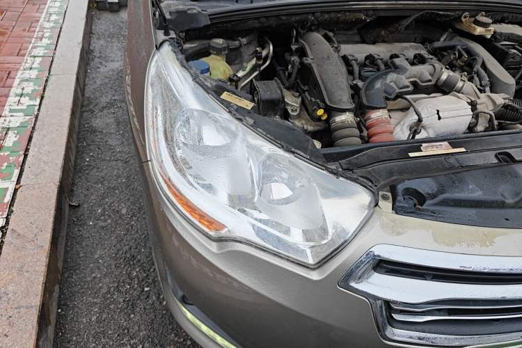 Used Citroen C4L 2013 1.6 THP Automatic Impression Edition Right Front Headlight