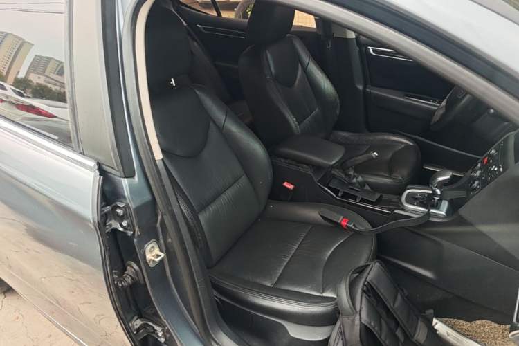 Used Citroen C4L 2013 1.6 THP Automatic Impression Edition Right Front Seat