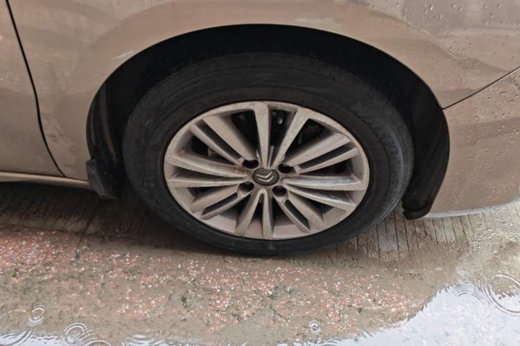 Used Citroen C4L 2013 1.8L Manual Jingxiang Edition Right Front Wheel Hub