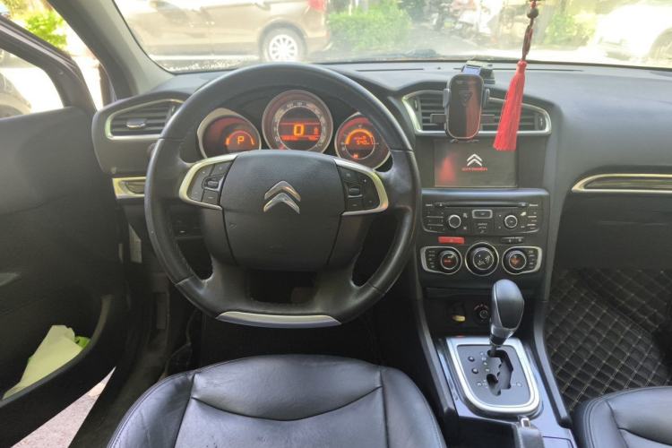 Used Citroen C4L 2013 1.8L Automatic Jingzhi Edition Steering Wheel