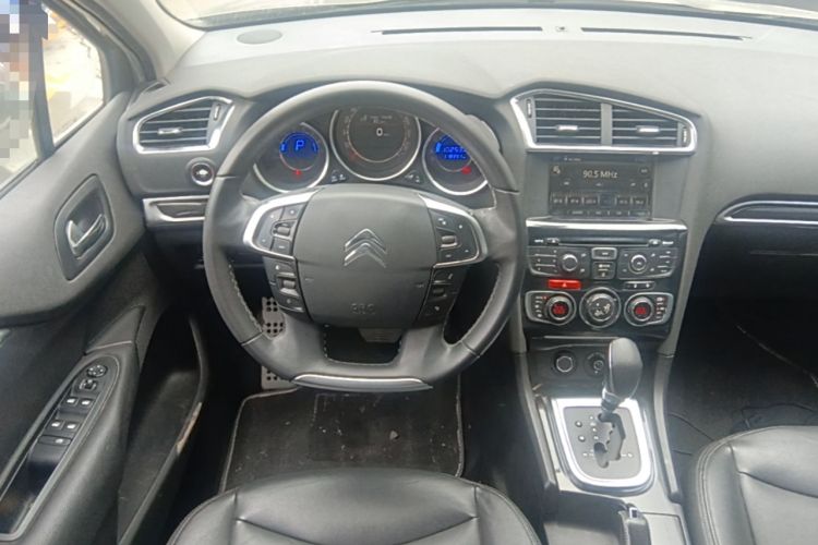 Used Citroen C4L 2013 1.8L Automatic Jingchi Edition Steering Wheel