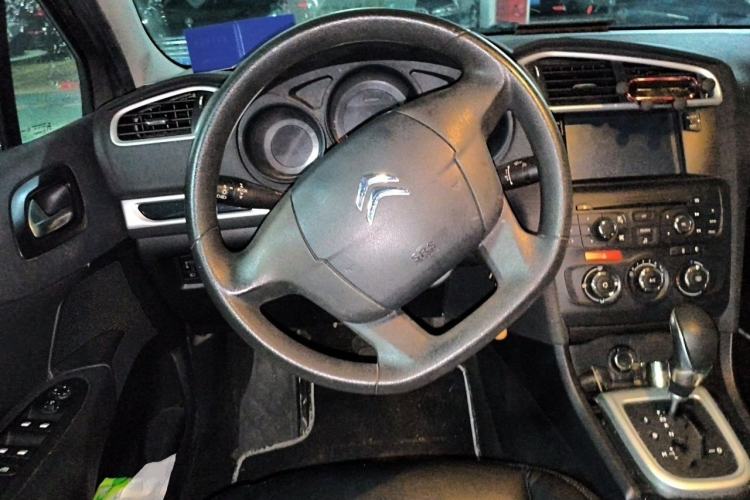Used Citroen C4L 2013 1.8L Automatic Enjoyment Edition Steering Wheel