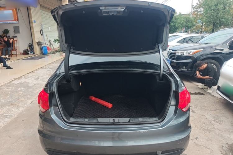 Used Citroen C4L 2013 1.6 THP Automatic Impression Edition Trunk