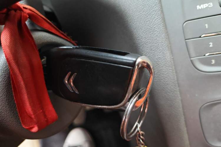 Used Citroen C4L 2013 1.8L Manual Jingxiang Edition Vehicle Key