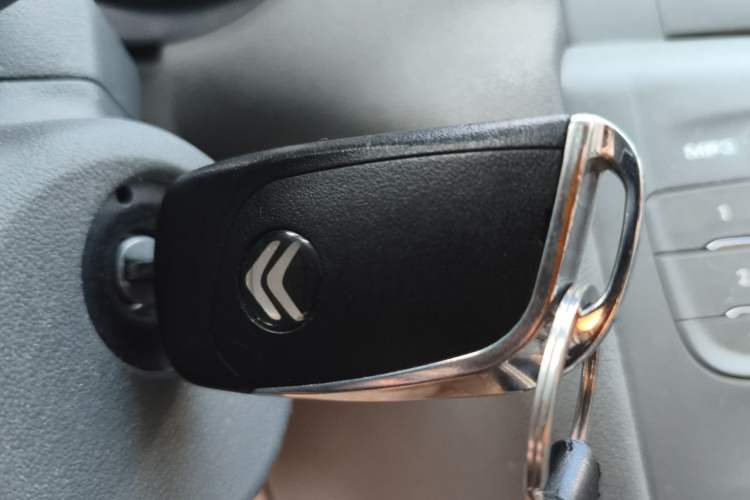 Used Citroen C4L 2013 1.6L Manual Jingzhi Edition Vehicle Key