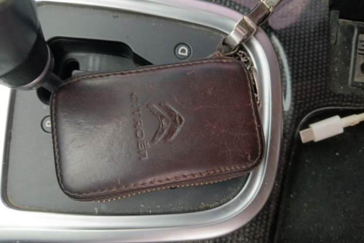 Used Citroen C4L 2013 1.8L Automatic Jingzhi Edition Vehicle Key
