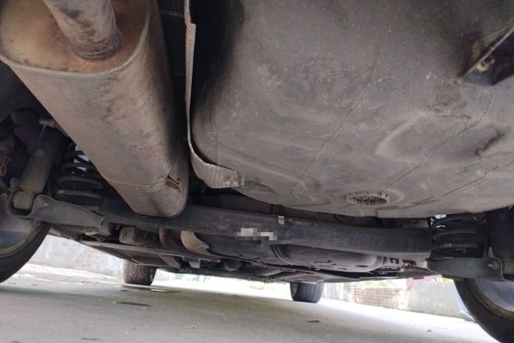 Used Citroen C4L 2013 1.8L Automatic Jingchi Edition Chassis Rear