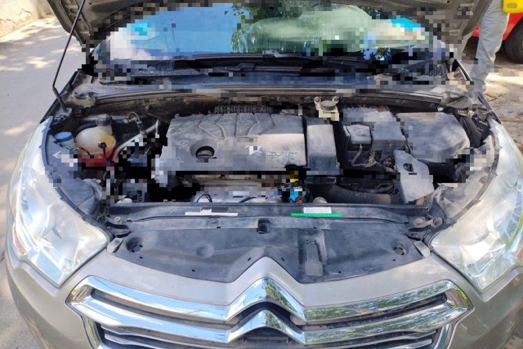 Used Citroen C4L 2013 1.8L Automatic Jingchi Edition Engine Bay