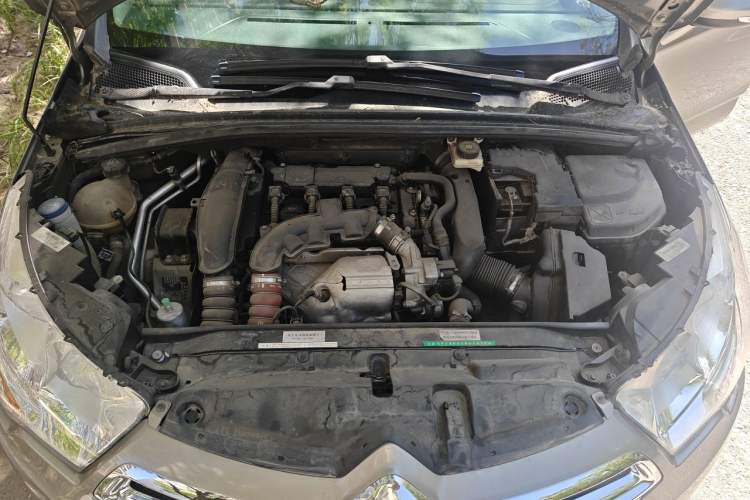 Used Citroen C4L 2013 1.6THP Automatic Dynamic Edition Engine Bay