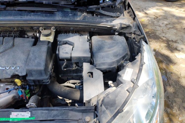 Used Citroen C4L 2013 1.8L Automatic Jingchi Edition Engine Bay Left