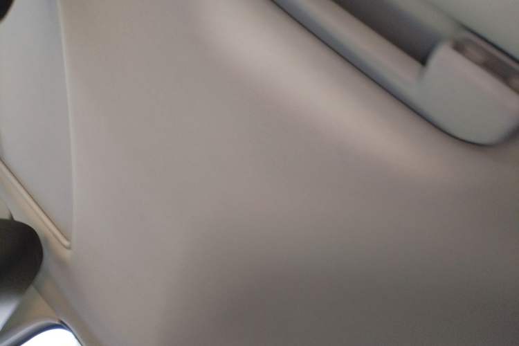 Used Citroen C4L 2013 1.8L Automatic Jingchi Edition Headliner