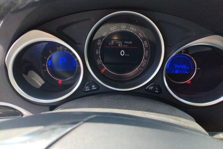 Used Citroen C4L 2013 1.8L Automatic Jingchi Edition Instrument Cluster