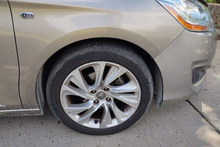 Used Citroen C4L 2013 1.8L Automatic Jingchi Edition Right Front Wheel Hub