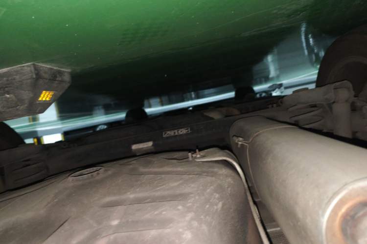 Used Citroen C4L 2013 1.8L Automatic Jingzhi Edition Chassis Rear