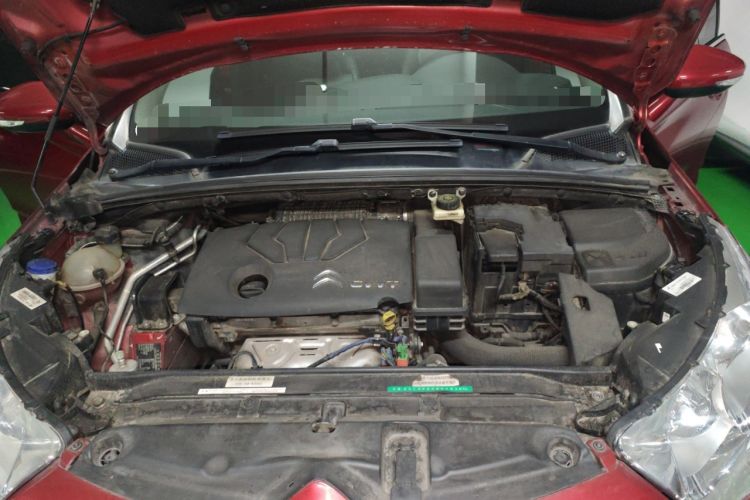 Used Citroen C4L 2013 1.8L Automatic Jingzhi Edition Engine Bay