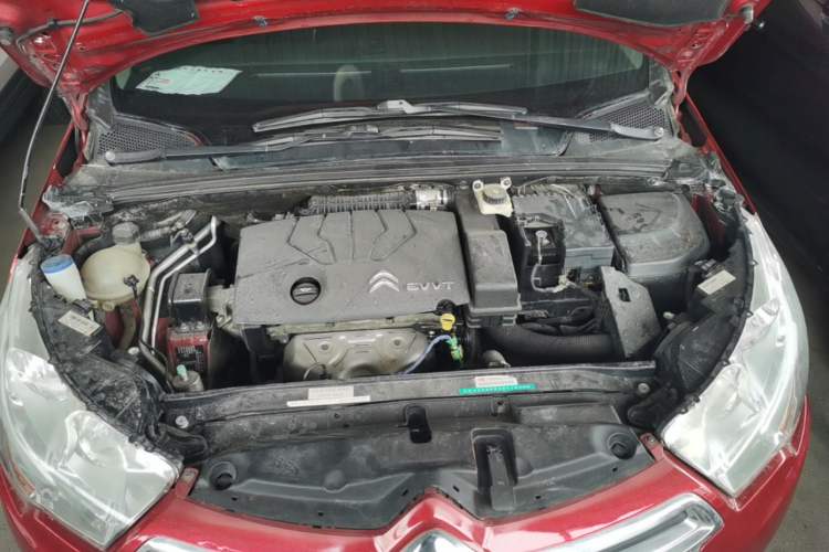 Used Citroen C4L 2013 1.8L Automatic Enjoyment Edition Engine Bay