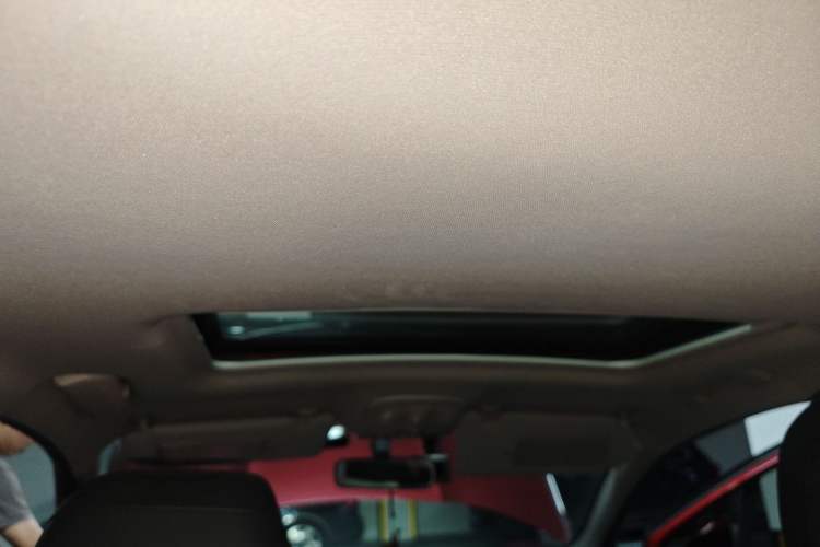 Used Citroen C4L 2013 1.8L Automatic Jingzhi Edition Headliner