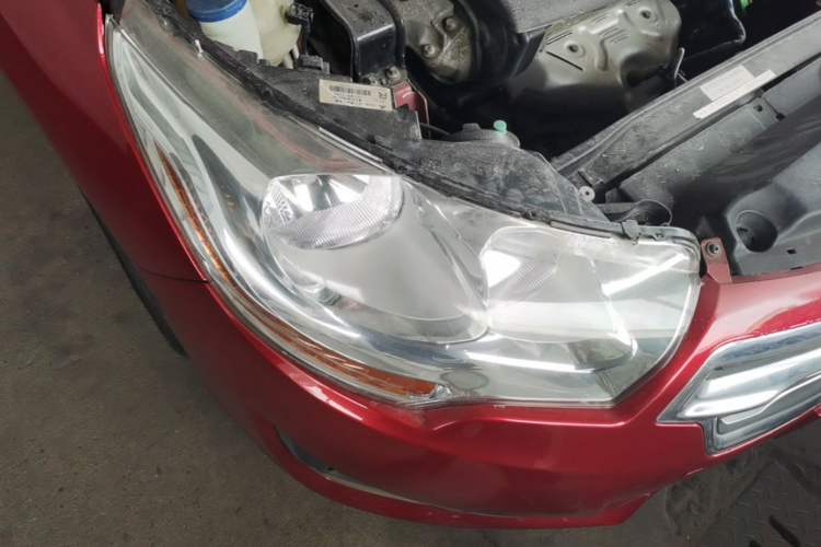Used Citroen C4L 2013 1.8L Automatic Enjoyment Edition Right Front Headlight