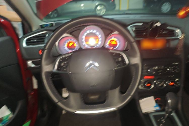 Used Citroen C4L 2013 1.8L Automatic Jingzhi Edition Steering Wheel