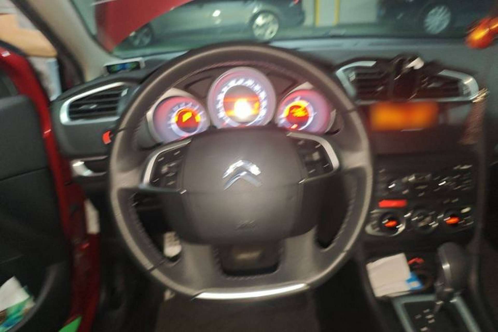 Used Citroen C4L 2013 1.8L Automatic Jingzhi Edition Steering Wheel