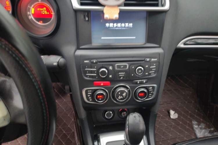 Used Citroen C4L 2013 1.6THP Automatic Enjoyment Edition Audio And AC Panel