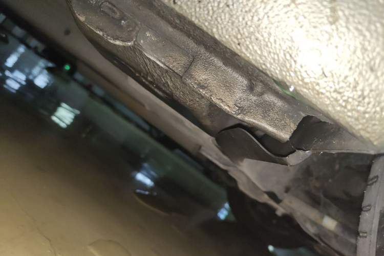 Used Citroen C4L 2013 1.6 THP Automatic Impression Edition Chassis Front Right