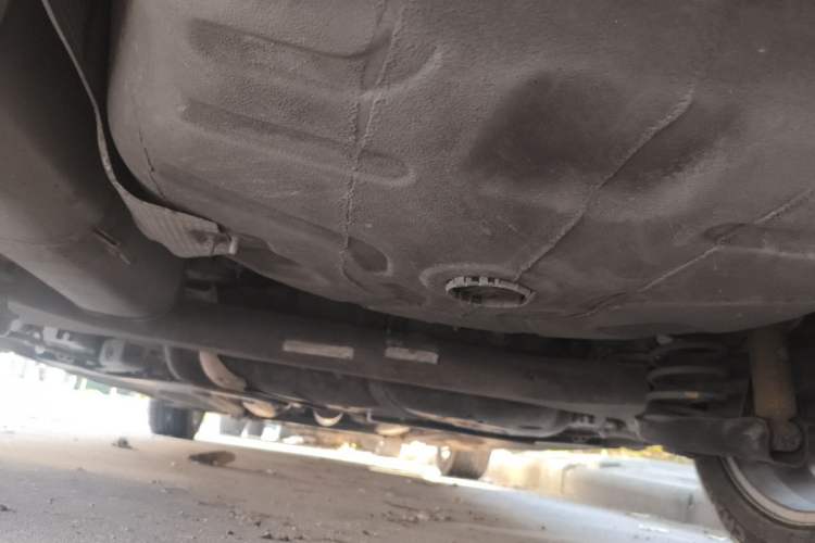 Used Citroen C4L 2013 1.6L Manual Jingzhi Edition Chassis Rear