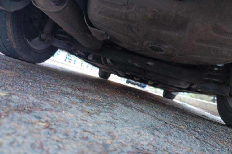 Used Citroen C4L 2013 1.6L Automatic Jingxiang Edition Chassis Rear