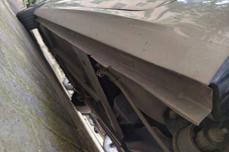 Used Citroen C4L 2013 1.8L Manual Jingzhi Edition Chassis Rear Left