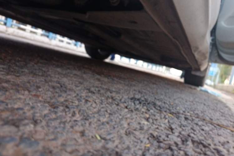 Used Citroen C4L 2013 1.6L Automatic Jingxiang Edition Chassis Rear Right