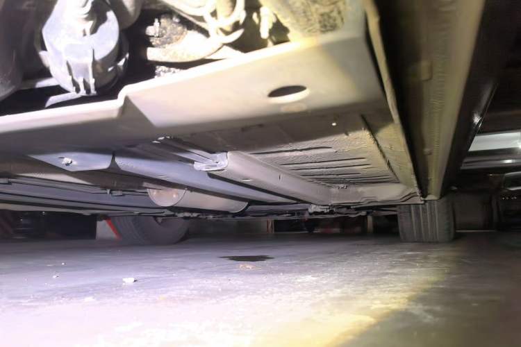 Used Citroen C4L 2013 1.6THP Automatic Enjoyment Edition Chassis Rear Right