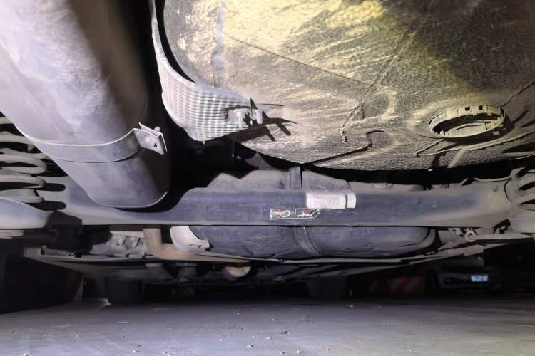 Used Citroen C4L 2013 1.6THP Automatic Enjoyment Edition Chassis Rear