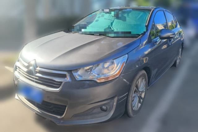Używany Citroen C4L 2013 1.6L Manual Jingzhi Edition
