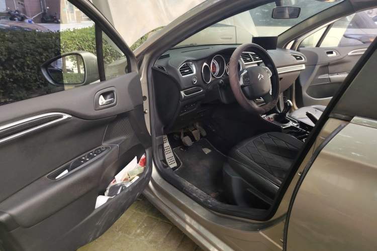 Used Citroen C4L 2013 1.8L Manual Jingzhi Edition Driver Seat