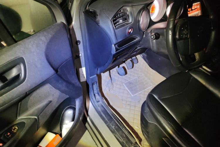 Used Citroen C4L 2013 1.8L Manual Jingzhi Edition Driver Seat