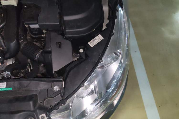Used Citroen C4L 2013 1.6 THP Automatic Impression Edition Engine Bay Left