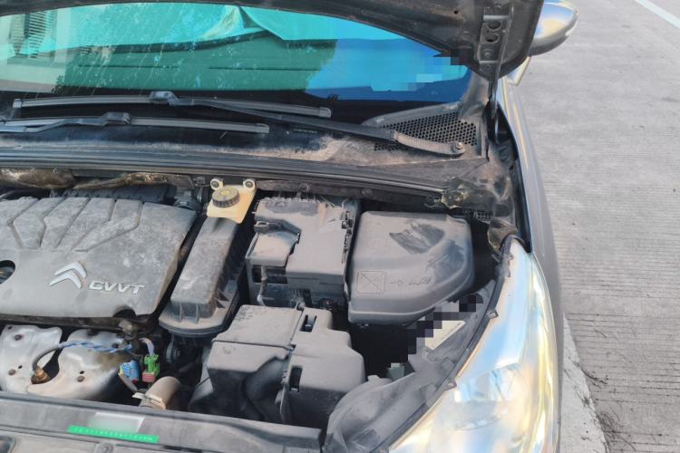 Used Citroen C4L 2013 1.6L Manual Jingzhi Edition Engine Bay Left