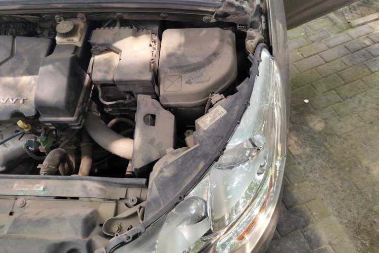 Used Citroen C4L 2013 1.8L Manual Jingzhi Edition Engine Bay Left