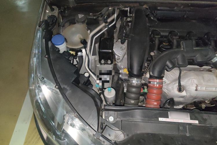 Used Citroen C4L 2013 1.6 THP Automatic Impression Edition Engine Bay Right