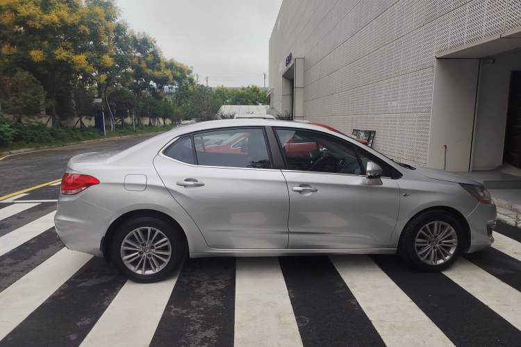 Used Citroen C4L 2013 1.8L Automatic Jingzhi Edition Exterior 4
