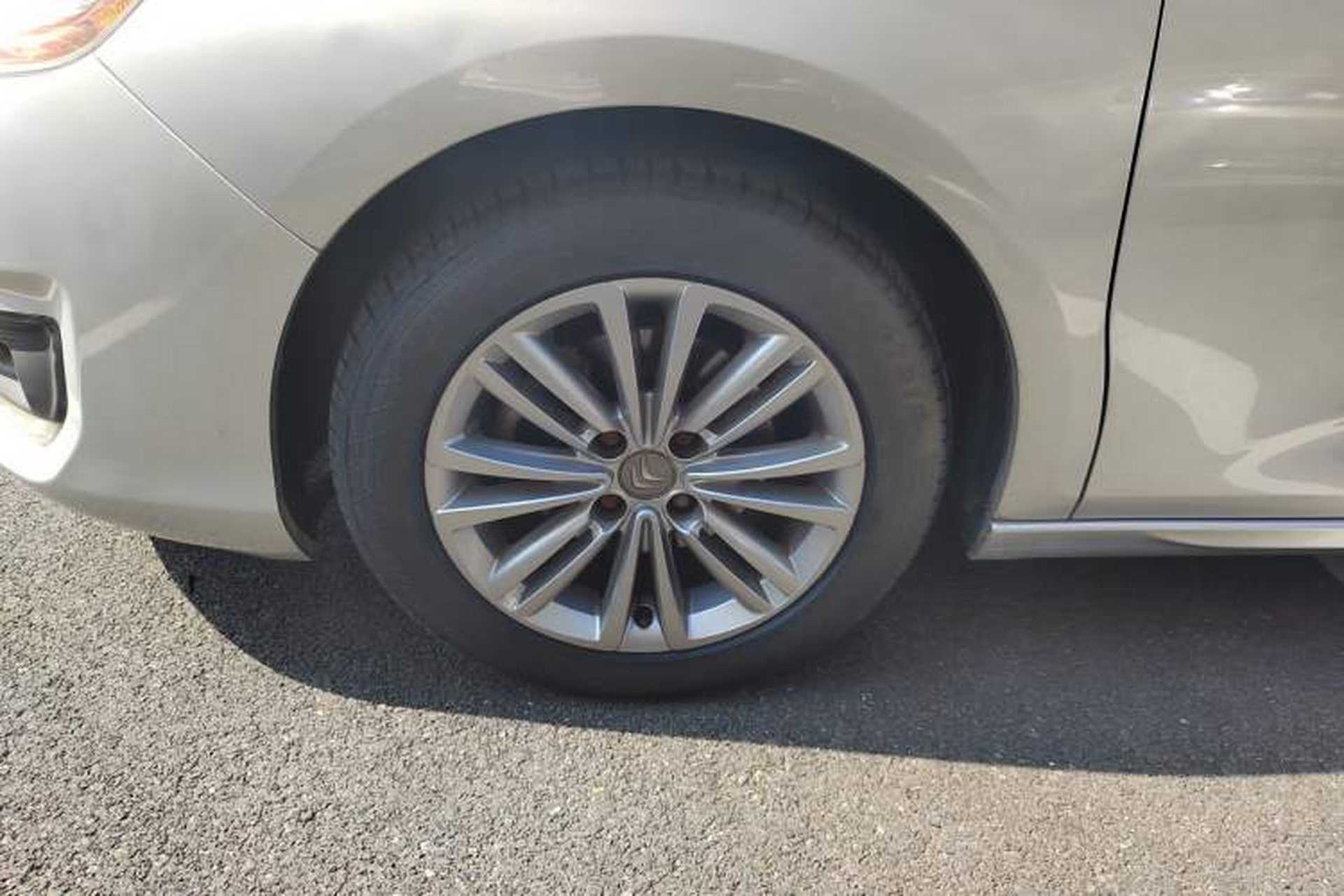 Used Citroen C4L 2013 1.8L Automatic Jingzhi Edition Exterior 7