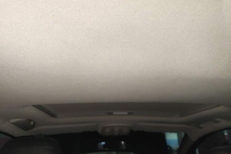 Used Citroen C4L 2013 1.6 THP Automatic Impression Edition Headliner