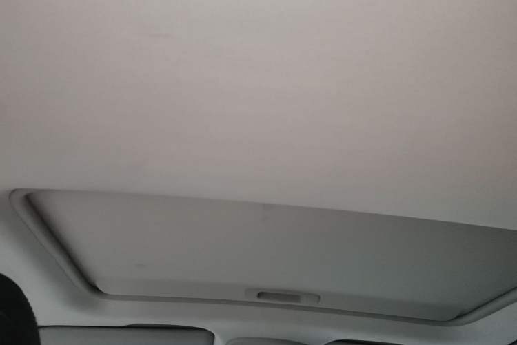 Used Citroen C4L 2013 1.6 THP Automatic Impression Edition Headliner