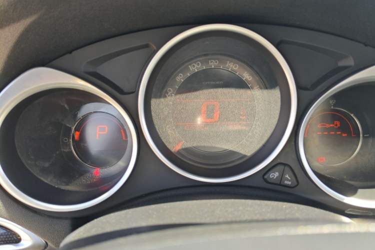 Used Citroen C4L 2013 1.6 THP Automatic Impression Edition Instrument Cluster