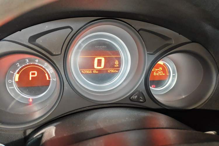 Used Citroen C4L 2013 1.8L Automatic Enjoyment Edition Instrument Cluster