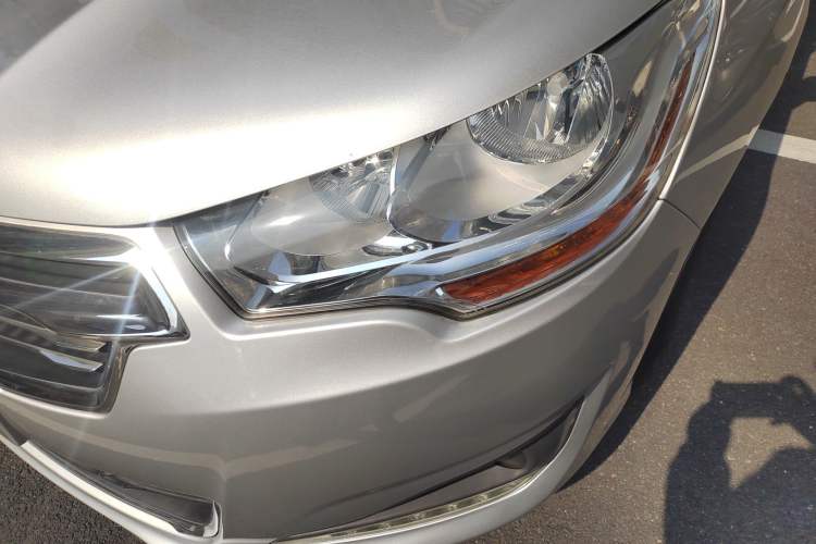 Used Citroen C4L 2013 1.8L Automatic Jingzhi Edition Left Front Headlight
