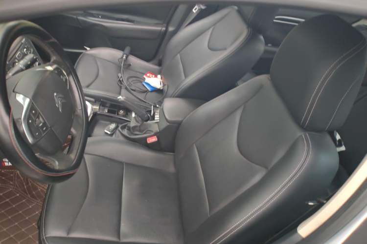 Used Citroen C4L 2013 1.6THP Automatic Enjoyment Edition Left Front Seat