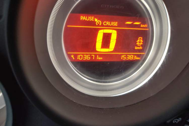 Used Citroen C4L 2013 1.6THP Automatic Enjoyment Edition Odometer Close Up